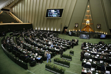 استعفای «زاکانی» از نمایندگی مجلس امروز بررسی می‌شود