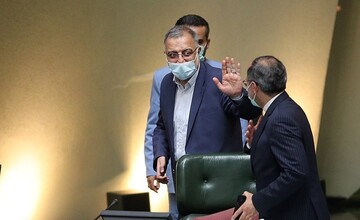 استعفای زاکانی از سمت نمایندگی مجلس پذیرفته شد