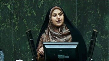 رئیس جمهور عملکرد نه چندان مناسب حوزه زنان دولت را بررسی کند