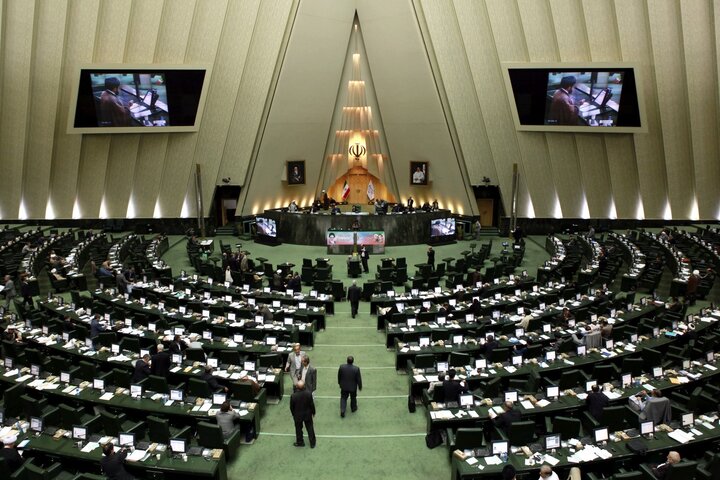 عضو ناظر مجلس در شورای عالی محیط زیست انتخاب شد
