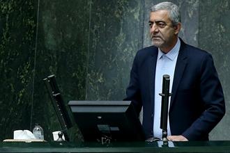 انتقادات نمایندگان مجلس مقابل دیدگان عبدالملکی درباره انتصابات سیاسی و رفاقتی وزیر کار/ عبدالملکی حال وزارت رفاه اجتماعی را اورژانسی کرد