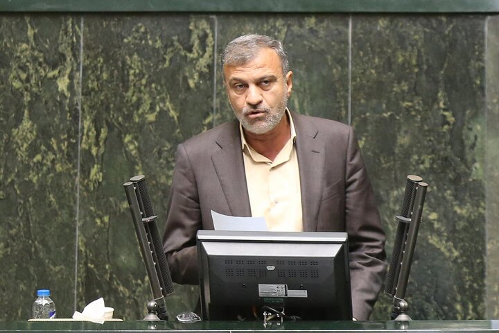 مرادی: هرچه سریع‌تر تکلیف وزارت اقتصاد روشن و وزیر پیشنهادی مجلس معرفی شود