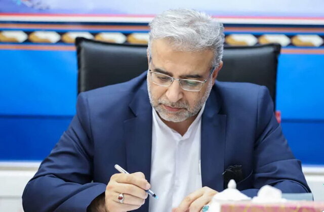 محمدهادی زاهدی وفا به عنوان وزیر کار معرفی شده است