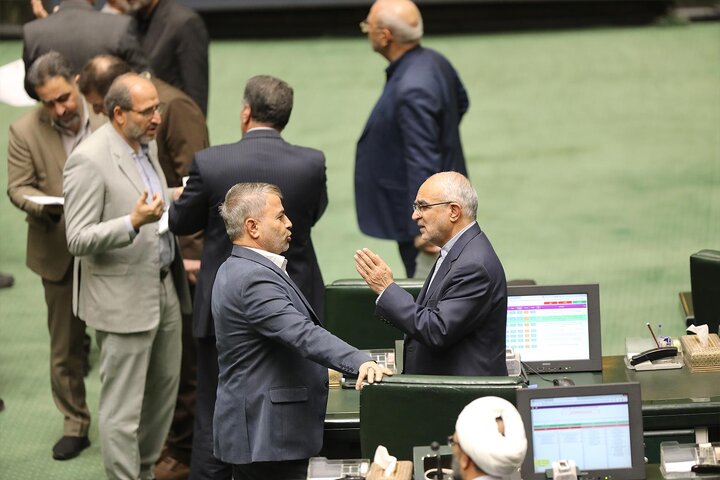 صحن 11 دی 1402