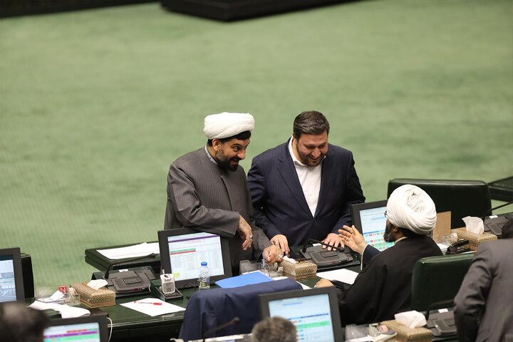 صحن 11 دی 1402