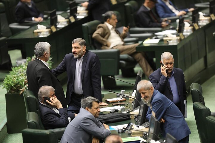 صحن 11 دی 1402