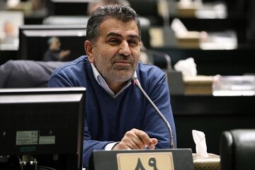 بابایی کارنامی: مبانی دهک بندی و شیوه شناسایی مورد قبول نیست