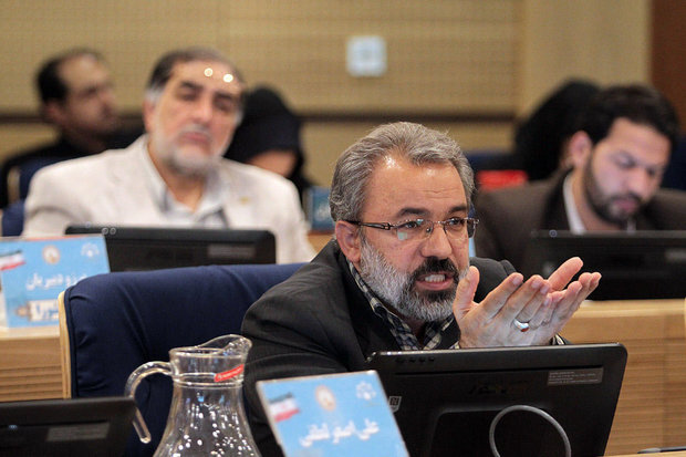 معیشت نیروهای مسلح زیر فشار است/ با حقوق ۲۵ درصدی نمی‌توان از معیشت کارکنان دفاع کرد