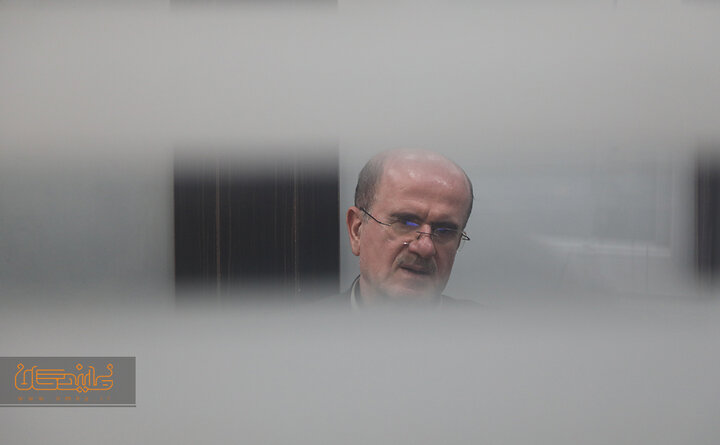 نمایندگان کوتاه نمی‌آیند/ وزیر کار اولین گزینه استیضاح است