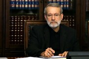 لاریجانی: شهادت سلحشوران نیروی دریایی بنیان ارتش را استوار می‌کند