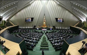 جنجال کوچک زاده در مجلس: حاجی بابایی نمی‌تواند مجلس را اداره کند