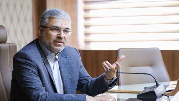 فلسفی: تولید گندم ۴ تن کاهش عملکرد دارد/ افرادی به دنبال تقویت مافیای واردات هستند