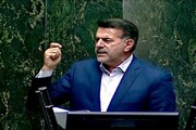 پولادی: هزینه تمام شده برای نانوایی‌ها خیلی زیاد است /دولت هزینه و آرد نانوایی‌ها را تامین کند