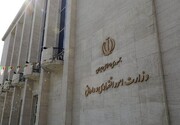 وزیر اقتصاد بر مبنای مصلحت انتخاب می‌شود، نه شایستگی!