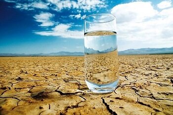 بازسازی خط لوله انتقال آب به یزد تا خرداد ماه تکمیل می‌شود