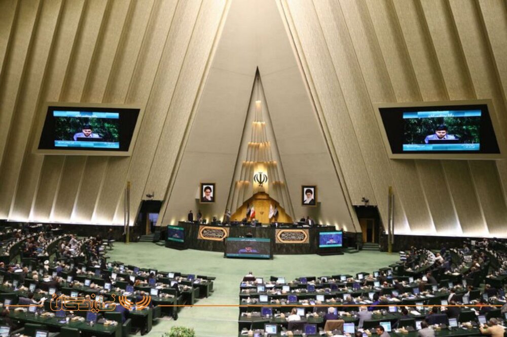سازمان اداری و استخدامی قصدی برای حل مشکلات نیروهای شرکتی ندارد