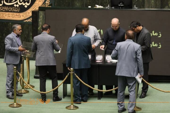 14 مرداد صحن