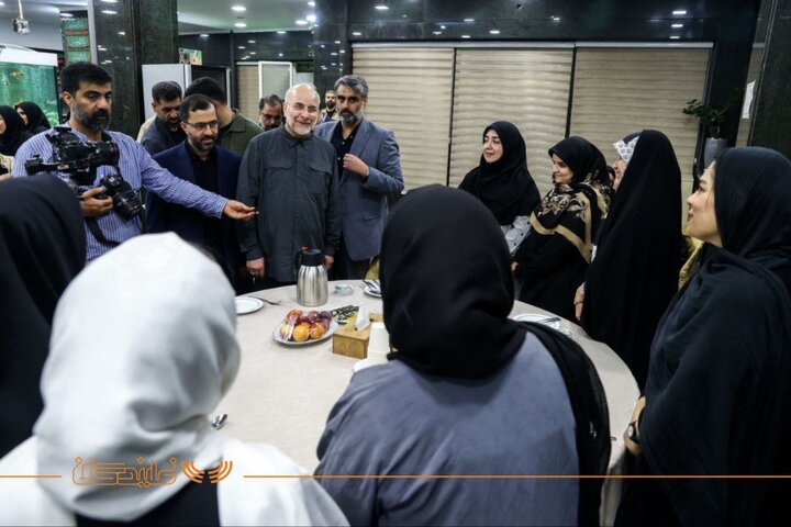 روز خبرنگار