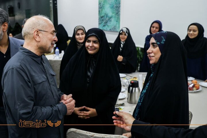 روز خبرنگار