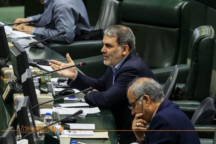 صحن ۱۲ شهریور