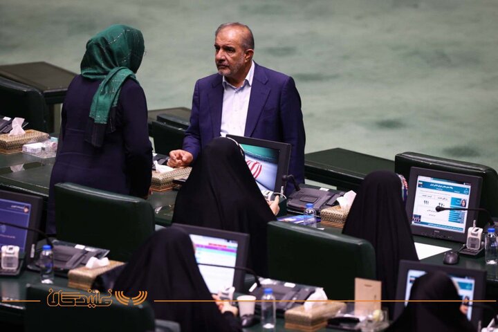 صحن مجلس 17شهریور