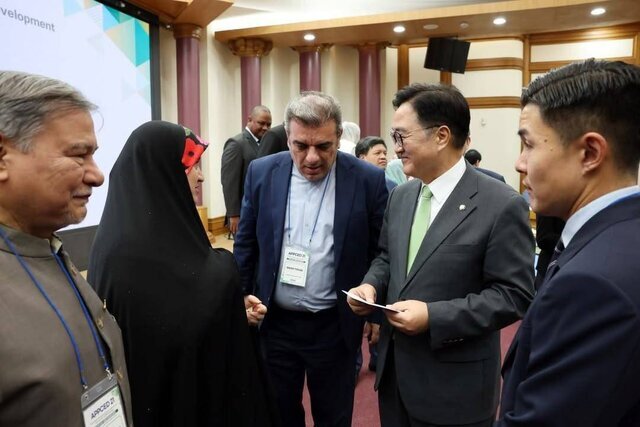 دیدار رئیس فراکسیون محیط زیست مجلس با رئیس مجلس ملی کره جنوبی