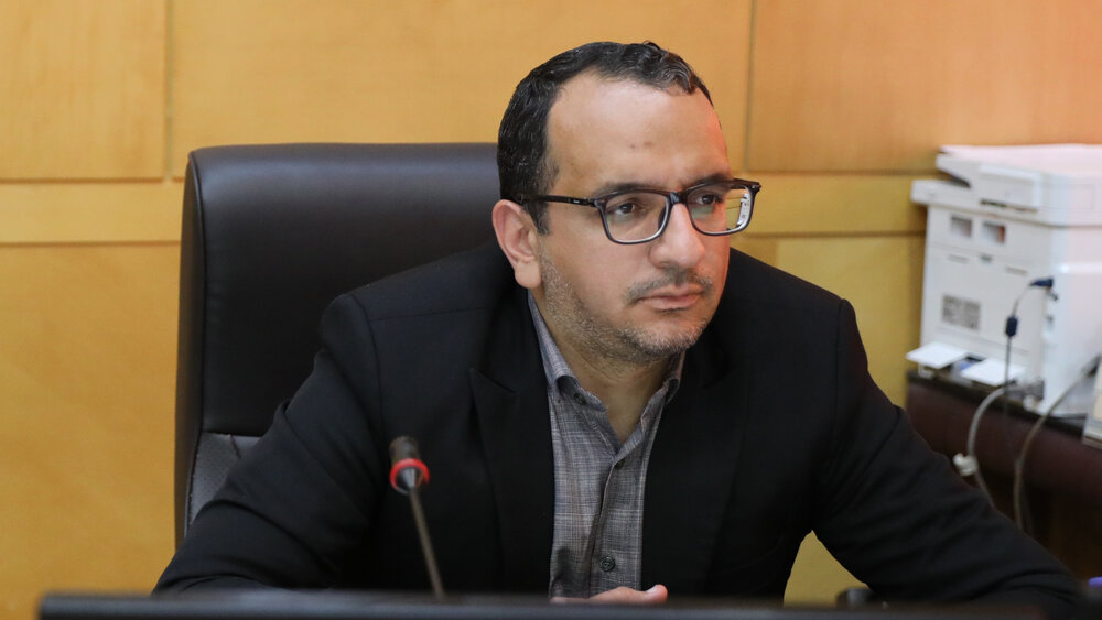 همتی: ۹۰ درصد قاچاق سوخت مربوط به گازوئیل است/ کنترل آن با تجهیزات دانش‌بنیان ممکن است