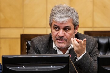 تاجگردون: در راستای تقویت کالابرگ الکترونیک کمک‌رسان دولت خواهیم بود