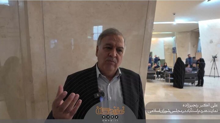 مجلس جای اختلاف نظر است، اما تخریب جریان‌ها پسندیده نیست