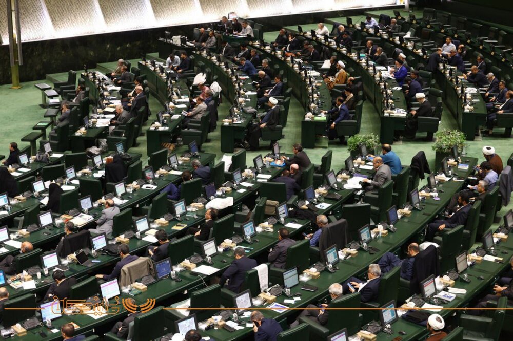 کلیات لایحه دوفوریتی الزامات و احکام مورد نیاز قوانین بودجه های سنواتی تصویب شد