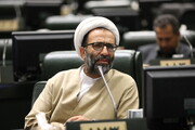 لزوم استیضاح وزیر کار به‌ دلیل عدم حضور در صحن