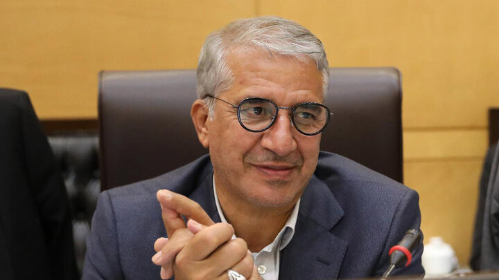 در شرایط فعلی بهترین اقدام، تکیه بر ظرفیت‌های داخلی برای گره‌گشایی از سفره مردم است