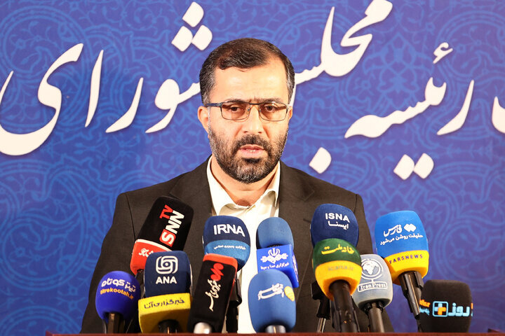 نشست خبری چهارشنبه ۸ بهمن سخنگوی هیات رئیسه مجلس