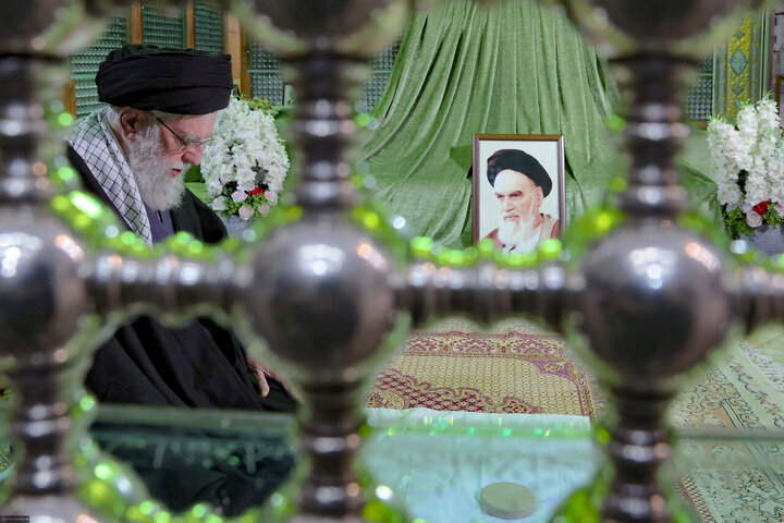 مرقد امام