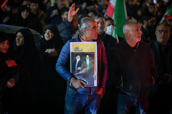 عزاداری مردم تهران در سوگ رهبر شهید انقلاب اسلامی