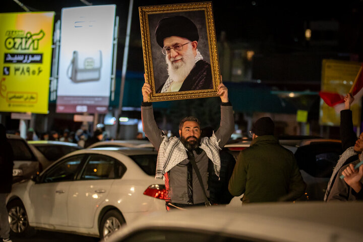 عزاداری مردم تهران در سوگ رهبر شهید انقلاب اسلامی
