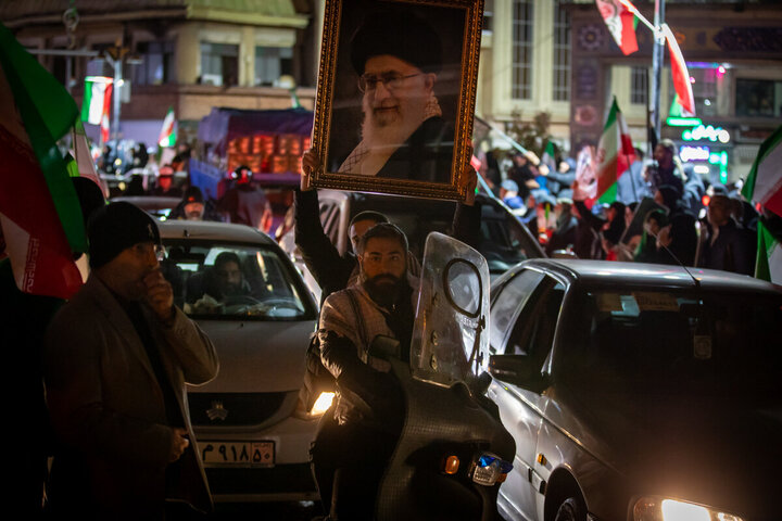 عزاداری مردم تهران در سوگ رهبر شهید انقلاب اسلامی