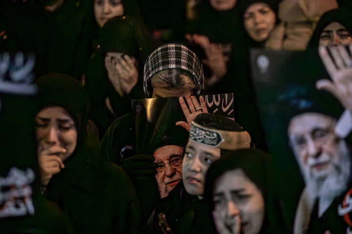 عزاداری مردم تهران در سوگ رهبر شهید انقلاب اسلامی