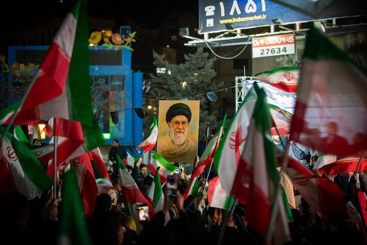عزاداری مردم تهران در سوگ رهبر شهید انقلاب اسلامی