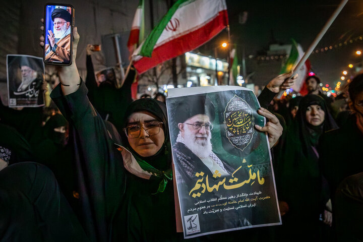 عزاداری مردم تهران در سوگ رهبر شهید انقلاب اسلامی