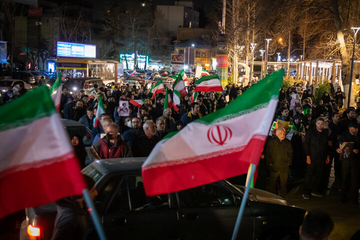 عزاداری مردم تهران در سوگ رهبر شهید انقلاب اسلامی