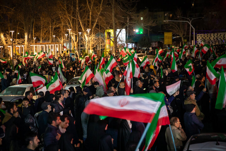 عزاداری مردم تهران در سوگ رهبر شهید انقلاب اسلامی