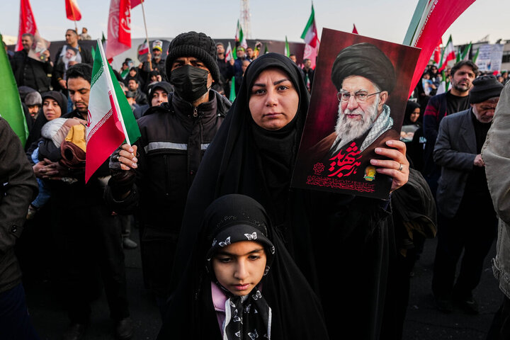 اجتماع بزرگ بیعت با آیت‌الله سید مجتبی خامنه‌ای در تهران برگزار شد