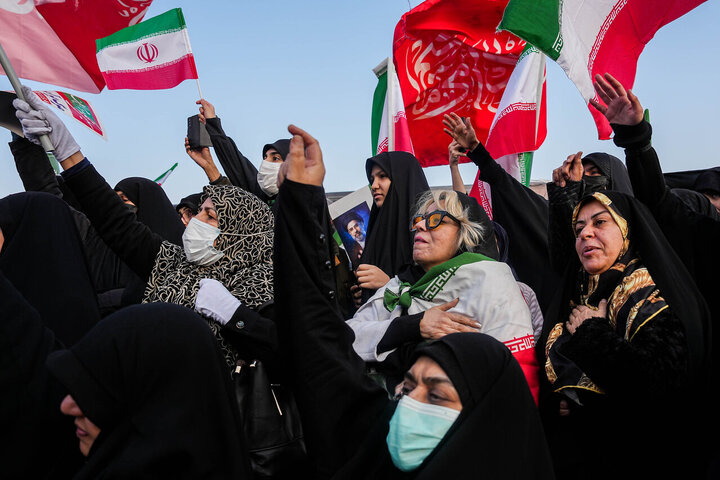 اجتماع بزرگ بیعت با آیت‌الله سید مجتبی خامنه‌ای در تهران برگزار شد