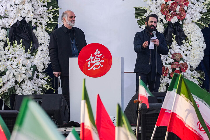 اجتماع بزرگ بیعت با آیت‌الله سید مجتبی خامنه‌ای در تهران برگزار شد