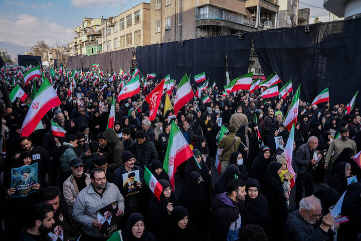 اجتماع بزرگ بیعت با آیت‌الله سید مجتبی خامنه‌ای در تهران برگزار شد