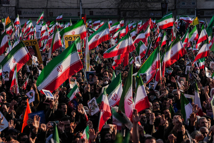اجتماع بزرگ بیعت با آیت‌الله سید مجتبی خامنه‌ای در تهران برگزار شد