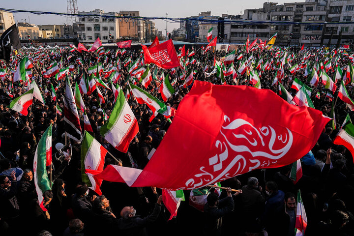 اجتماع بزرگ بیعت با آیت‌الله سید مجتبی خامنه‌ای در تهران برگزار شد