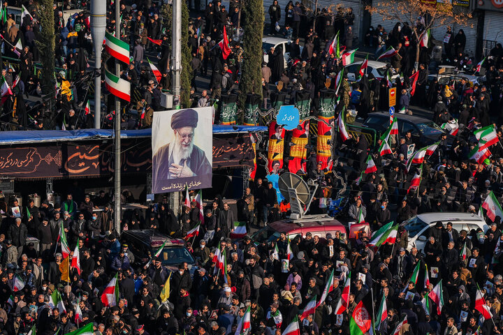 اجتماع بزرگ بیعت با آیت‌الله سید مجتبی خامنه‌ای در تهران برگزار شد