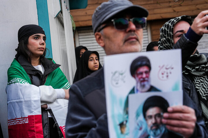 مراسم تشییع پیکر ۳۵ شهید جنگ رمضان در تهران